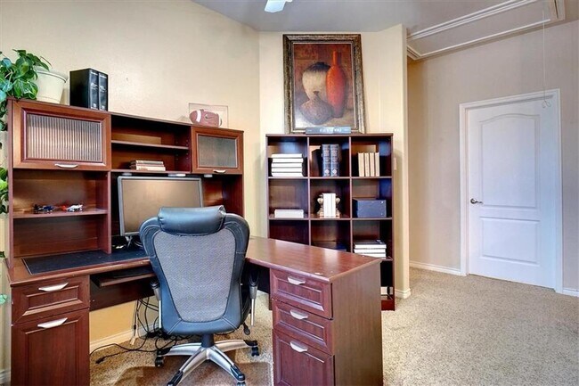 Building Photo - 4100 Comanche Dr