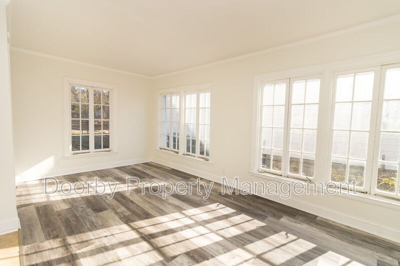 Building Photo - 356 Derby Cir