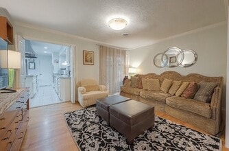 Building Photo - 5203 Chesapeake Way