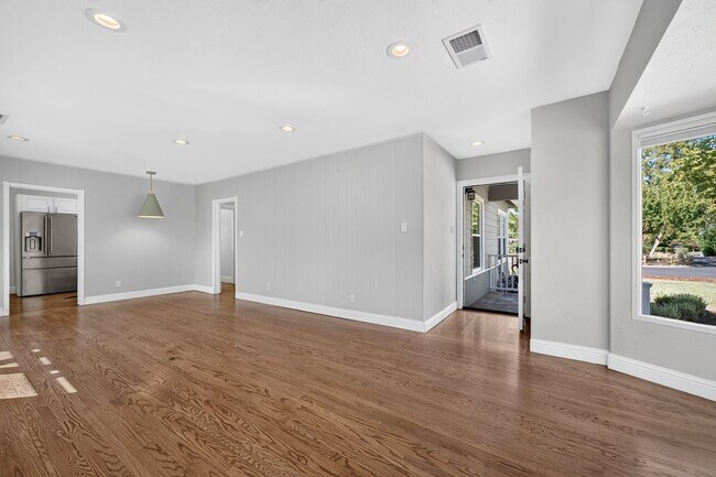 Building Photo - 2907 Eccleston Ave