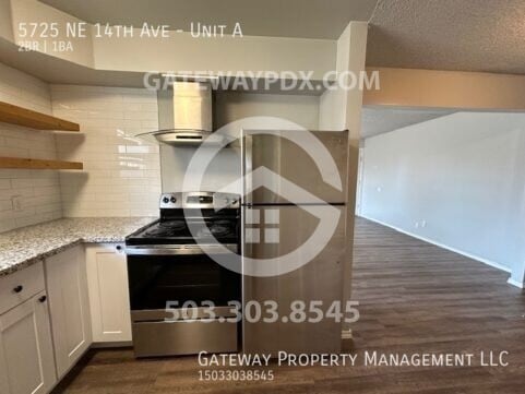 Building Photo - 5725 NE 14th Ave