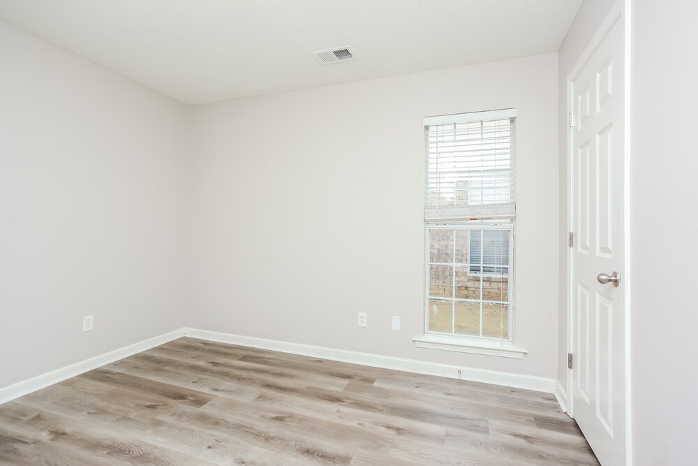 Building Photo - 10218 Cottage Oaks Cove