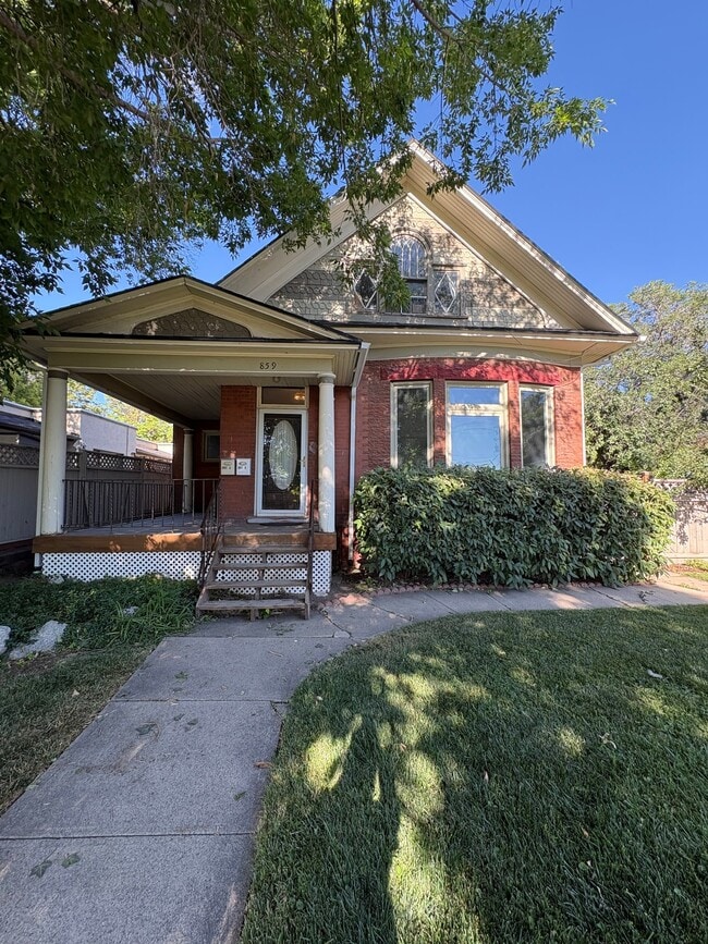 Building Photo - 859 S 900 E