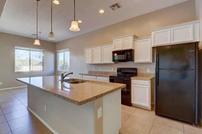 Building Photo - Home for Rent in Quailwood!