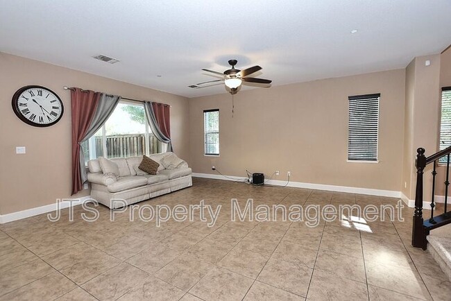 Building Photo - 1427 Bicker Cir