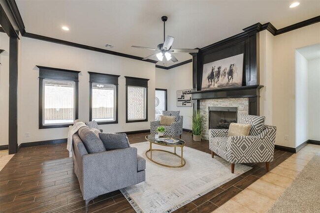 Building Photo - 2313 E Kellan Ct Terrace