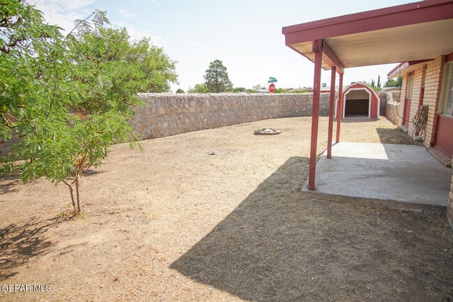 Building Photo - 5009 Sycene Ct