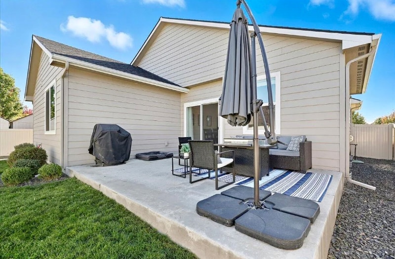 Building Photo - 3041 W Pascal Dr