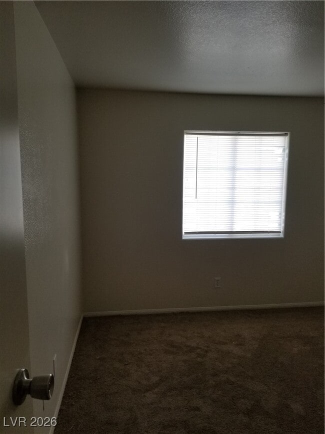 Building Photo - 3123 Inlet Bay Ave