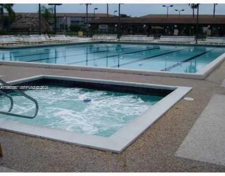 Building Photo - 1400 SW 124th Terrace