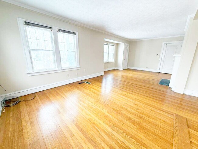 Building Photo - 18231 Winslow Rd