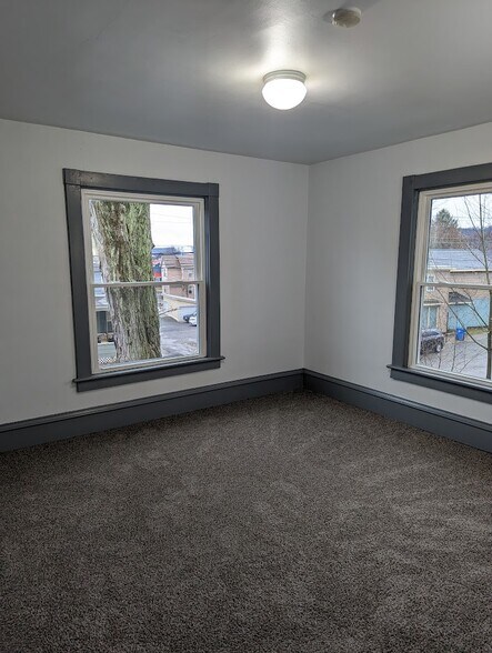 Building Photo - 299 Randolph St