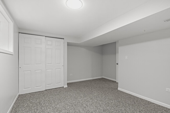 Building Photo - 236 Callan Ave