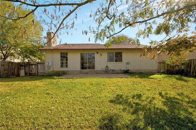 Building Photo - 3916 Stoney Hill