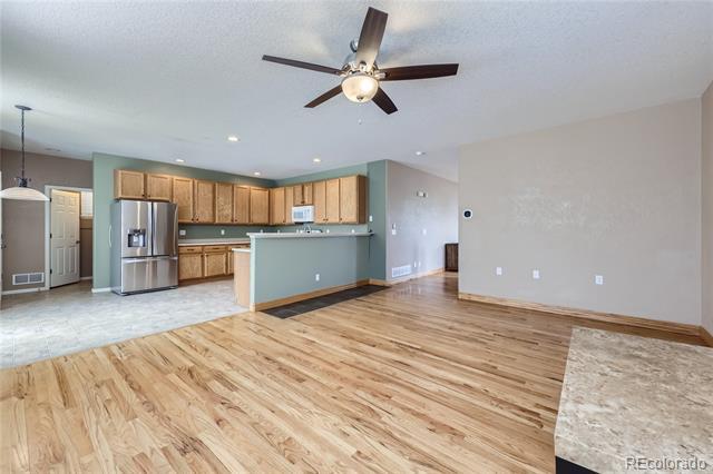 Building Photo - 5960 Jaguar Way
