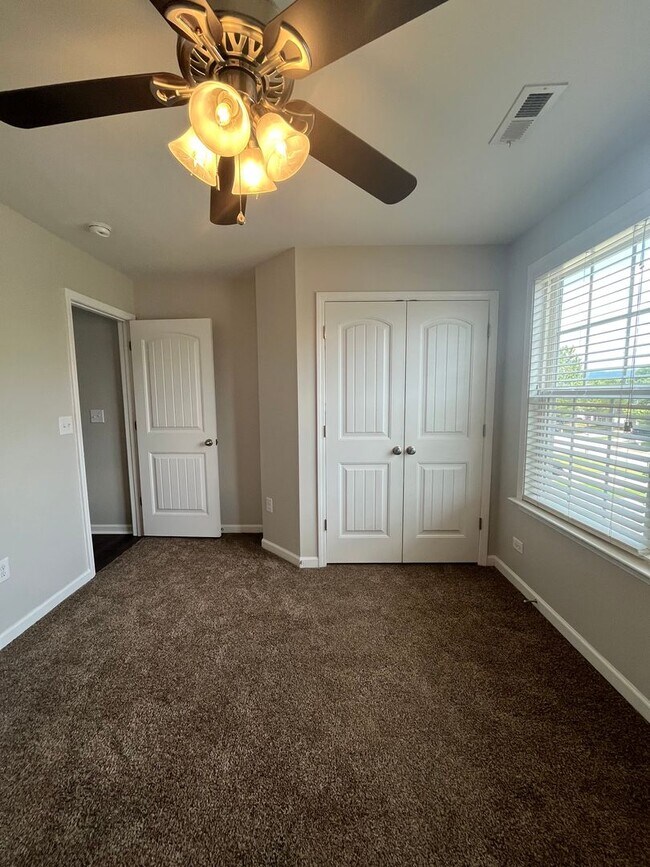 Building Photo - 311 Glenlea Ln