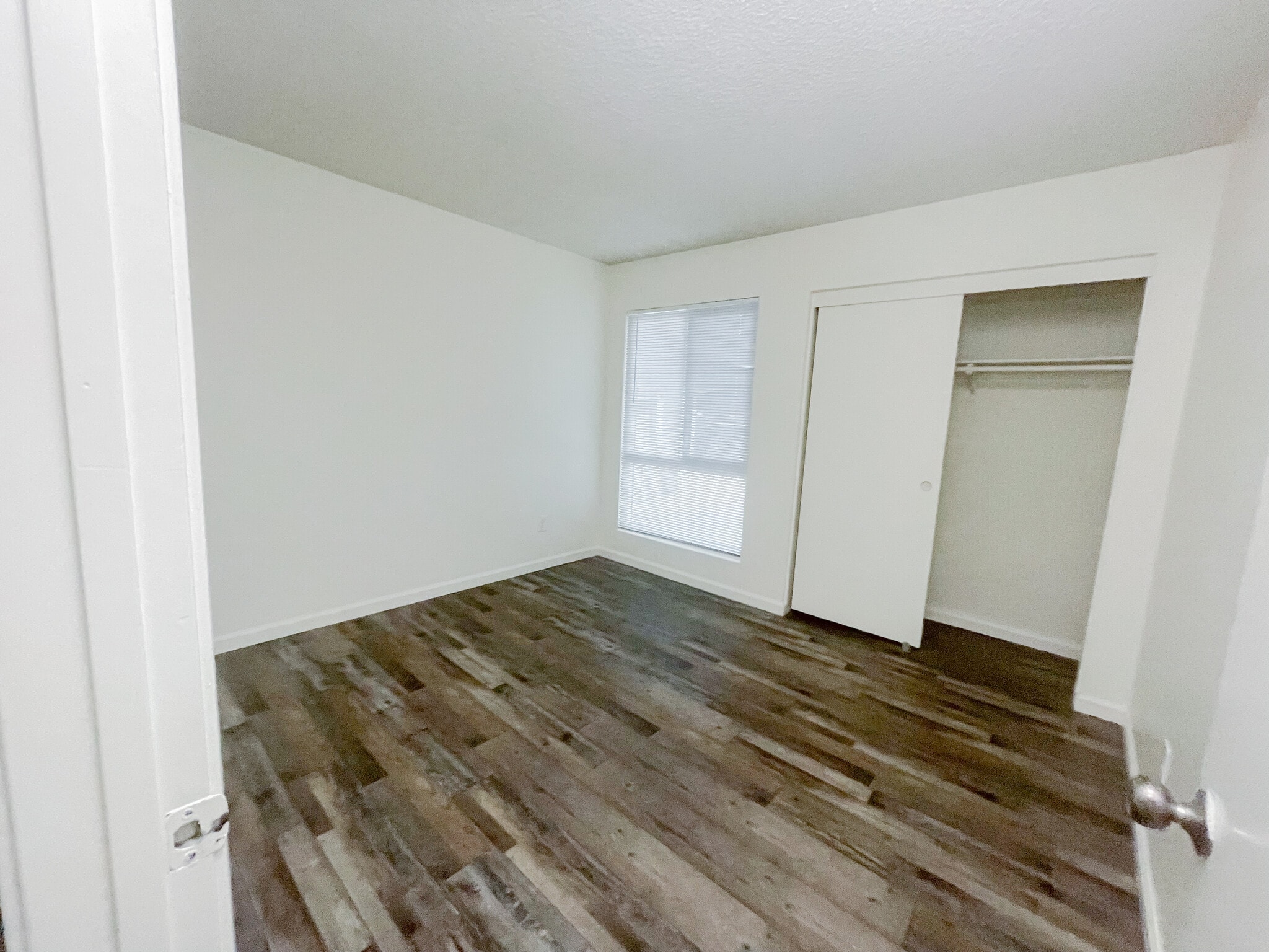 Bedroom 1 - 25770 Mariposa St