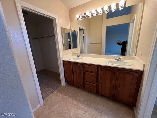 Building Photo - 6313 Sterling Cap St