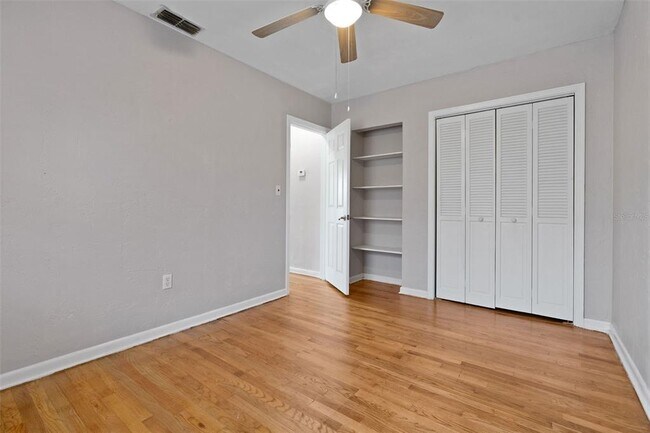 Building Photo - 2327 42nd St S