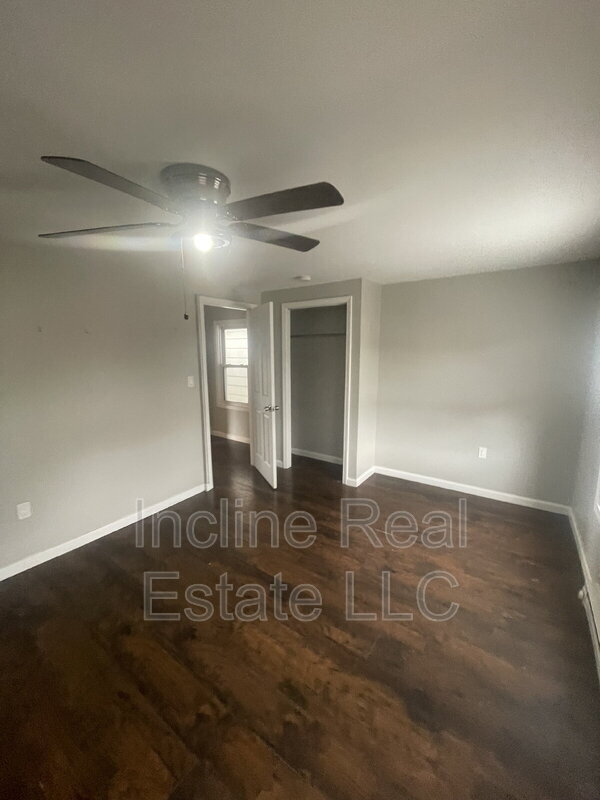 Building Photo - 124 13th St