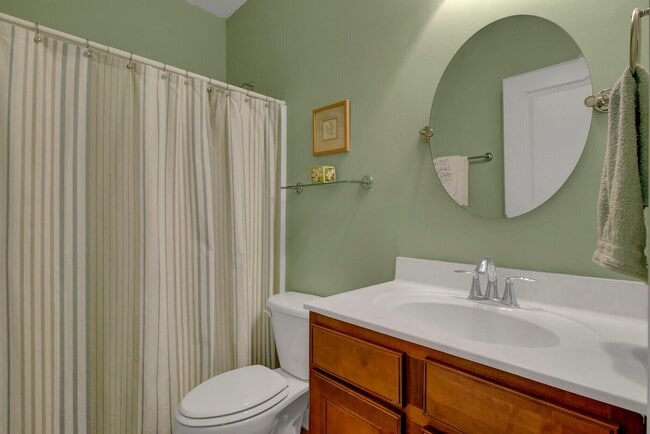 Building Photo - 160 Mayfield Dr