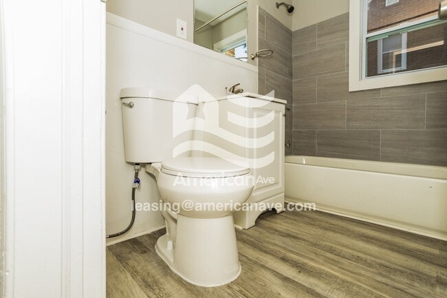 Building Photo - 6000 Cadieux Rd