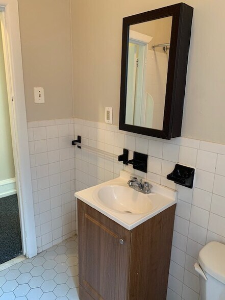 Building Photo - 3947 Baltimore Ave