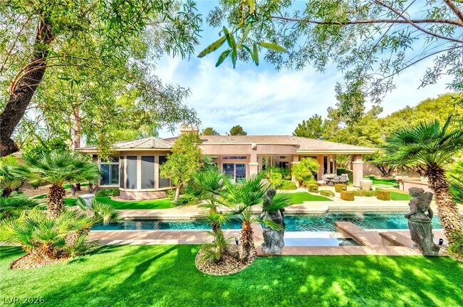 Building Photo - 3 Regent Park Ct