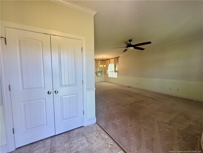 Building Photo - 20 Yelverton Ct