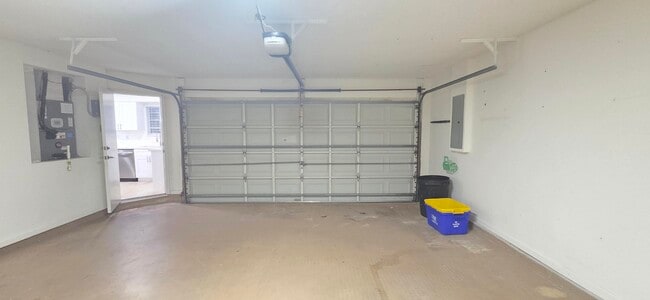 Building Photo - 13150 Green Finch Terrace