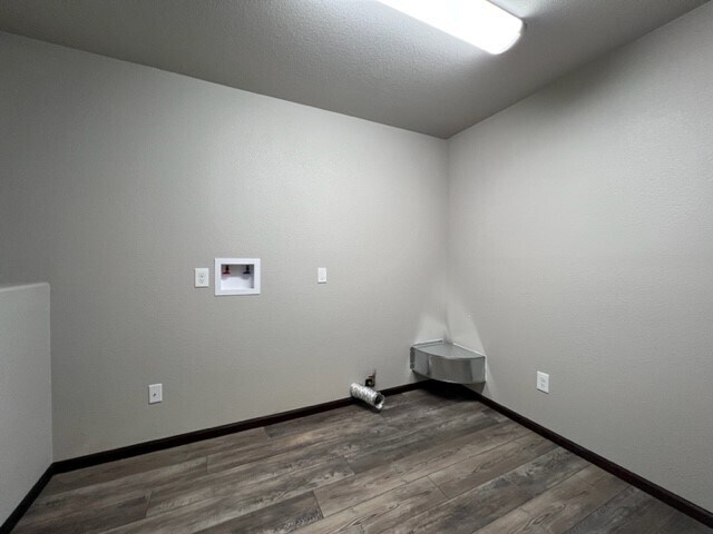 Building Photo - 4437 Beringer Dr