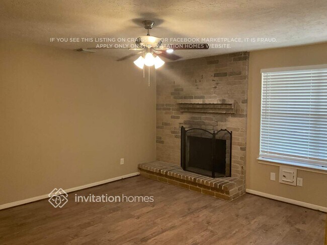 Building Photo - 16711 Shrub Oak Dr