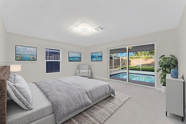 Building Photo - 5419 NE 22nd Ave