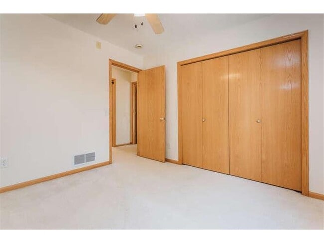 Building Photo - 17583 Foxboro Ln