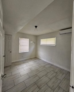 Building Photo - 3829 Mt Pleasant St