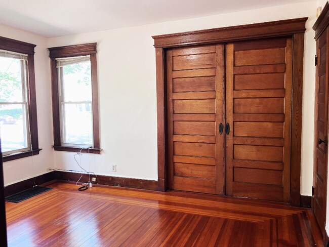 Building Photo - 178 Ellsworth Ave