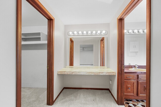 Building Photo - 3072 Brewster Ct