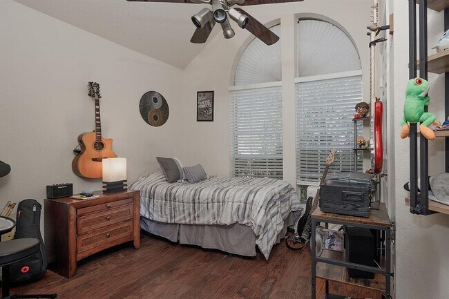 Building Photo - 86 N Veranda Ridge Dr