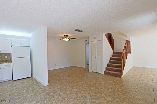 Building Photo - 12351 Woodrose Ct
