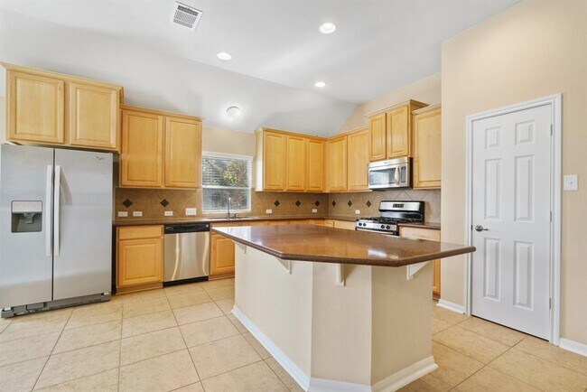 Building Photo - 3501 Shellcastle Ln