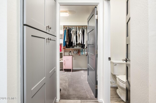 Building Photo - 4416 N 27th Way