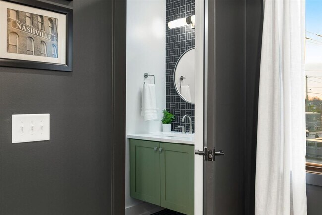 Building Photo - The Best Address in Germantown — Fully Furnished Executive Townhome, Move-In Ready | $8,995/Mo
