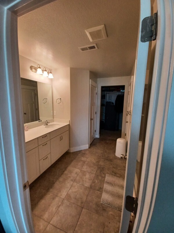 Building Photo - 4308 W Hemsley Ln