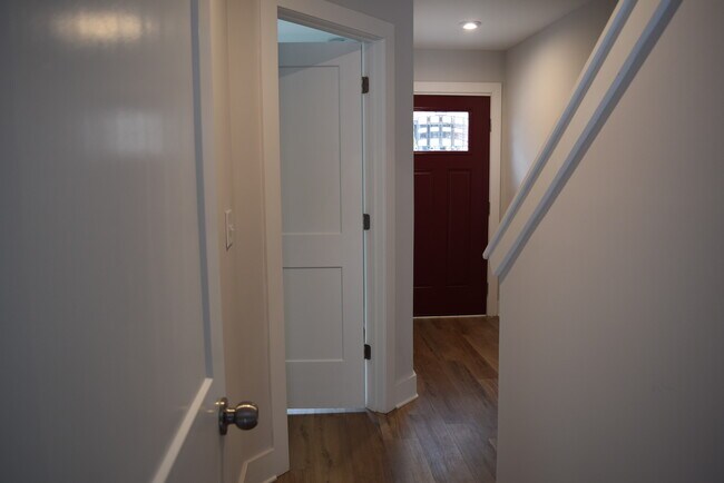 From Garage to Front door - 1233 Cushenberry Ln