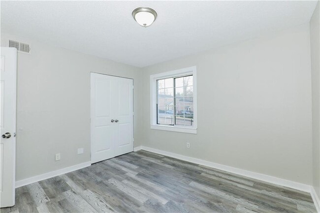 Building Photo - 2065 Alison Ct SW