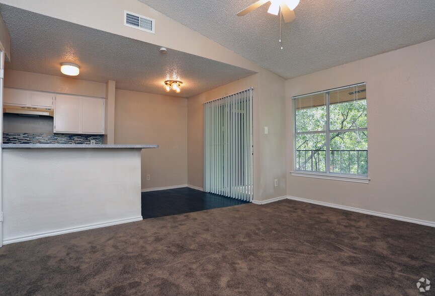 Bella Vista Pointe Apartments 2900 Dilido Rd Dallas TX 75228