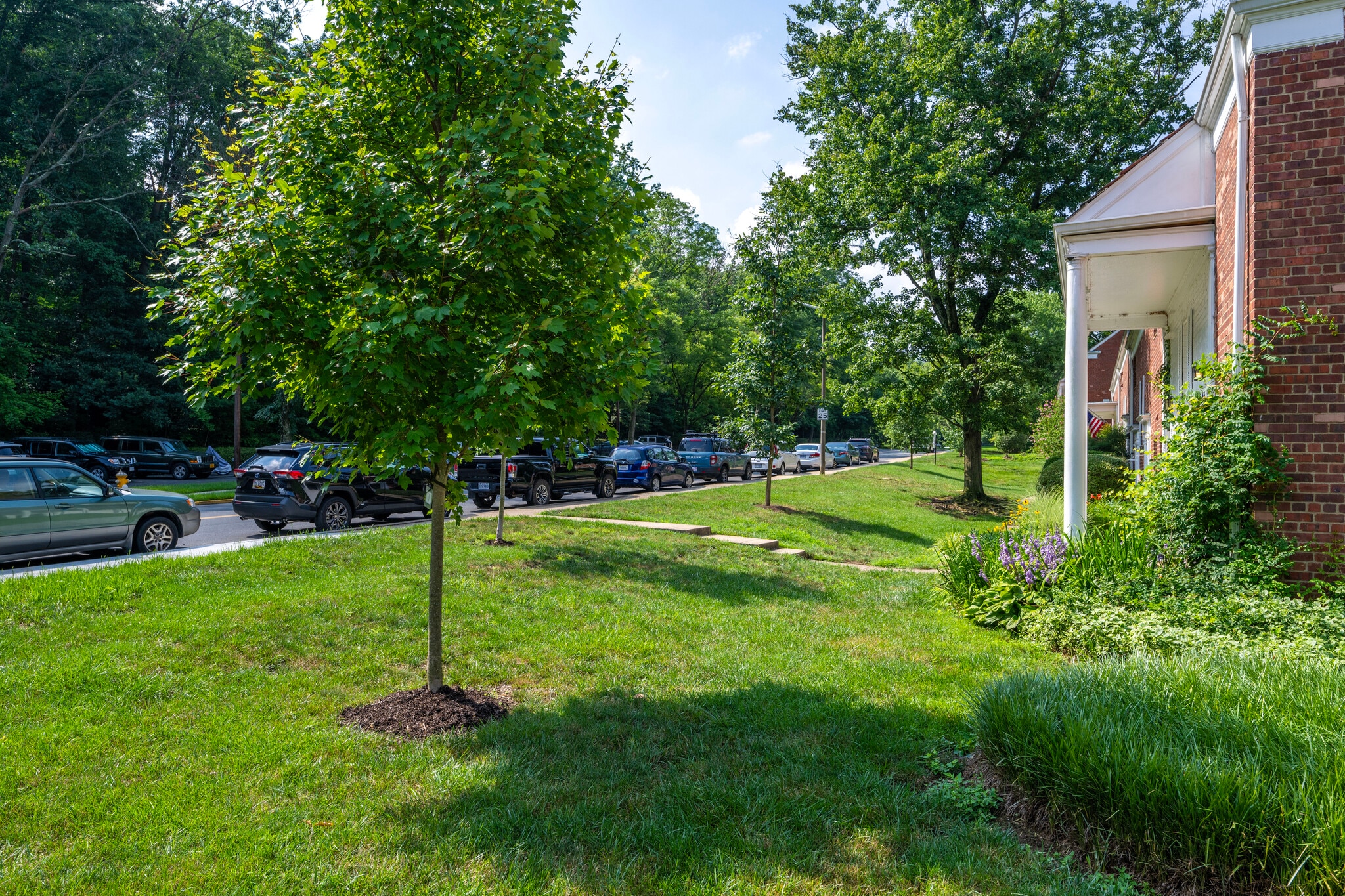 Building Photo - 3624 Valley Dr