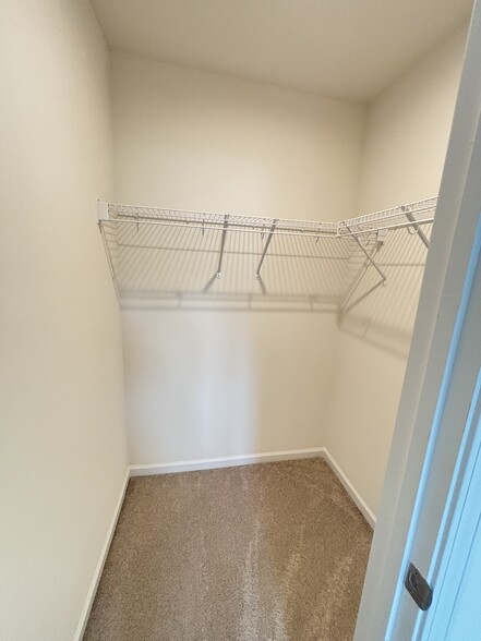 Building Photo - 3411 Antler View Dr
