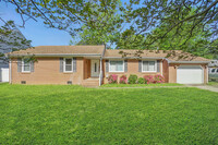 Building Photo - 1207 Dewberry Ln