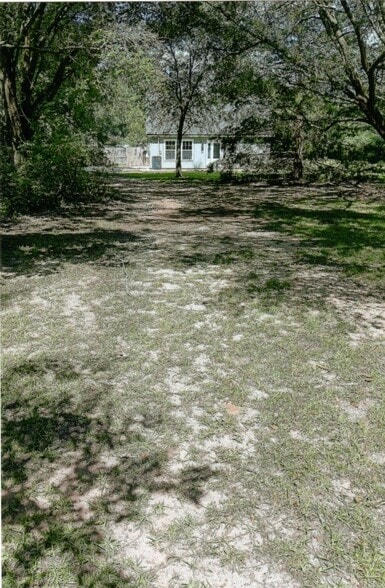 Building Photo - 10781 Cowart Rd